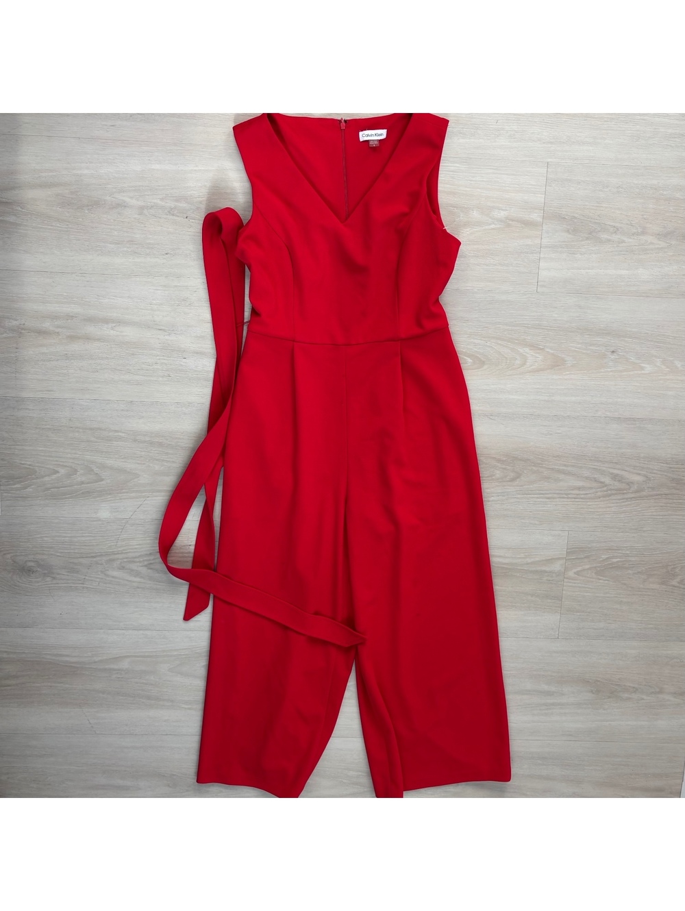 Calvin Klein Red Wide Leg Jumpsuit Size 12 Belted V-Neck Minimalist Cocktail